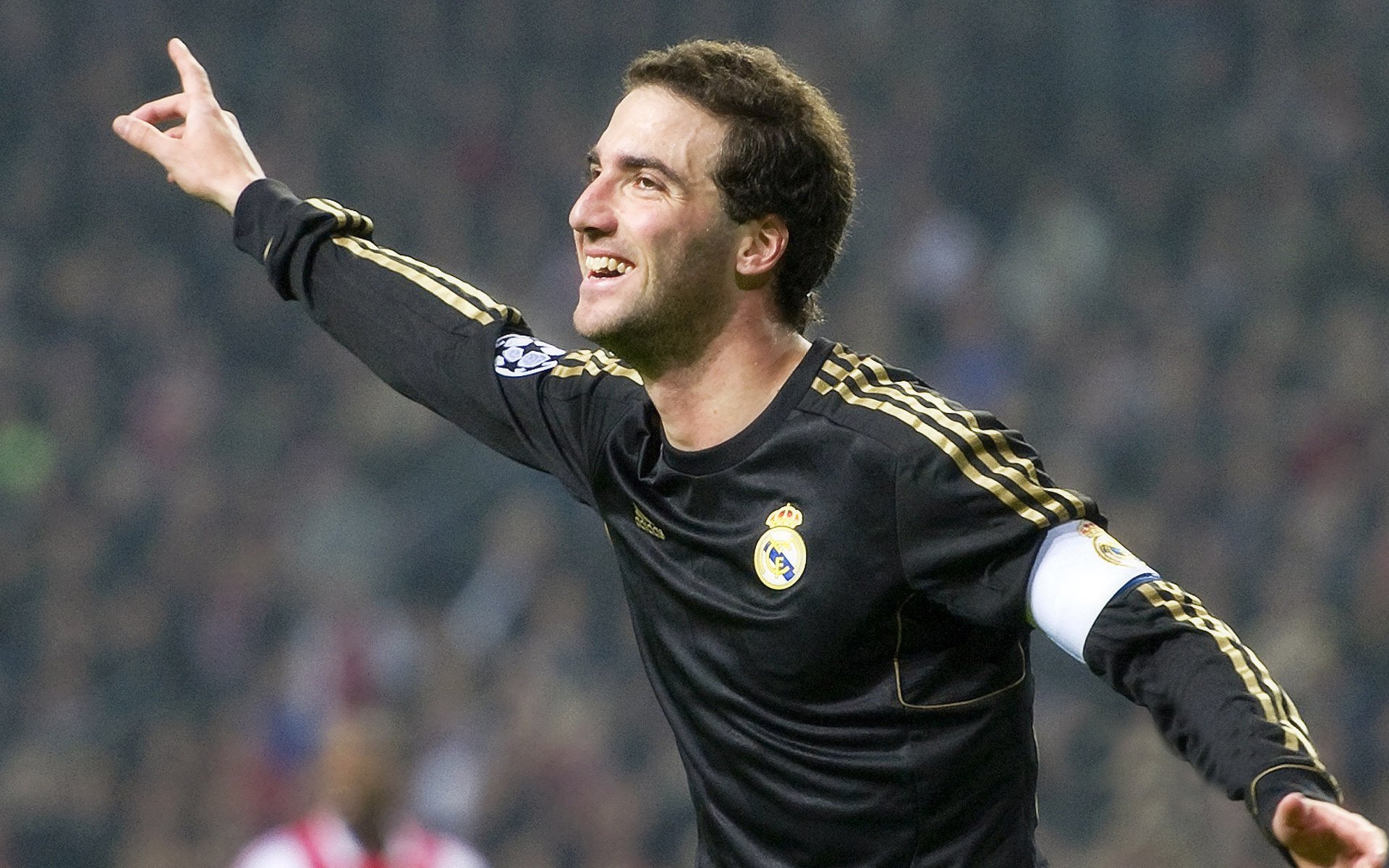 欧洲杯激情点燃：每一场都精彩纷呈，欧洲杯名场面